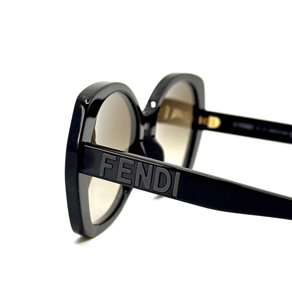 New, FENDI Sunglasses FE40112I 01F Authentic - Picture 7 of 12